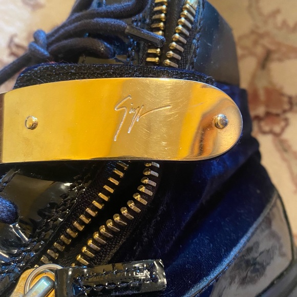 Giuseppe Zanotti Coby Black and Gold Trainers - Picture 2 of 4